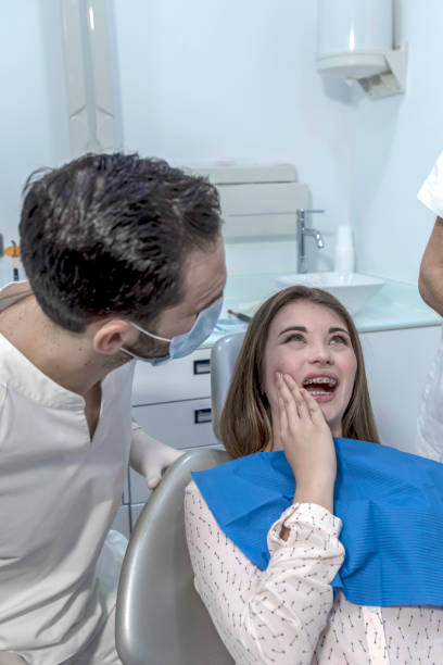 Best Walk-In Emergency Dental Services in Ingram, TX